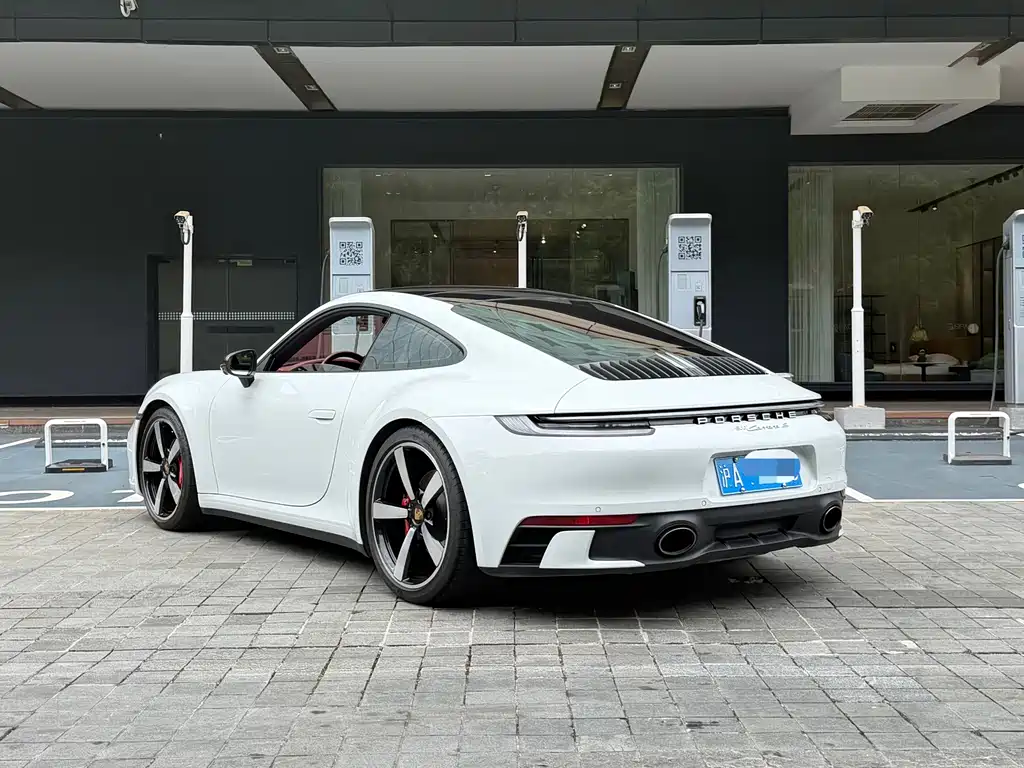 Porsche 911 2022 Carrera S 3.0T