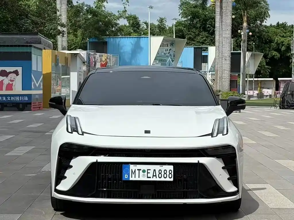 Lynk & Co 03 — миниатюра 2
