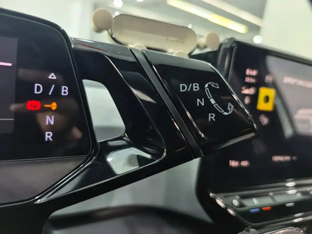 Volkswagen ID.3 — миниатюра 14