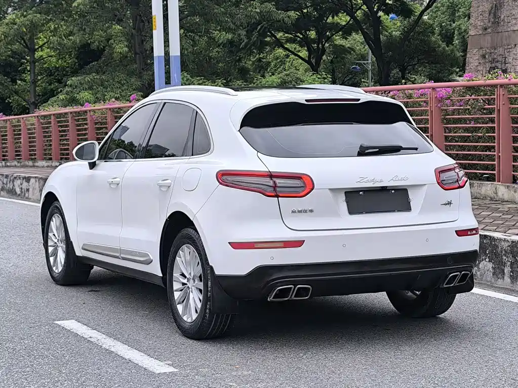 Zotye Zotye SR9 — миниатюра 4