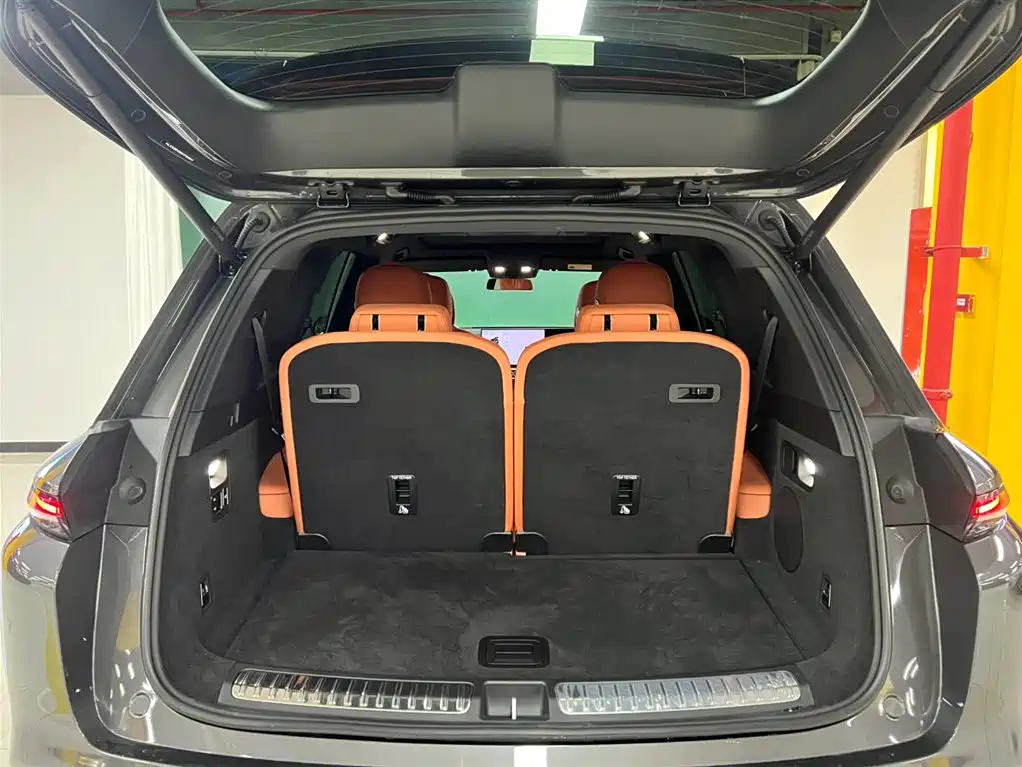 Li Auto L8 2025 Ultra