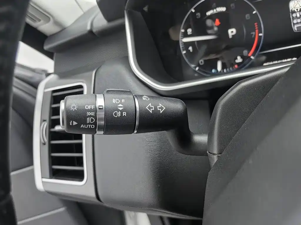Land Rover Sport — миниатюра 21