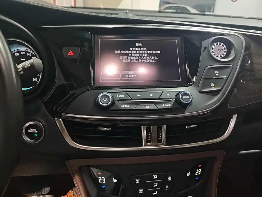 Buick Envision Plus — миниатюра 13