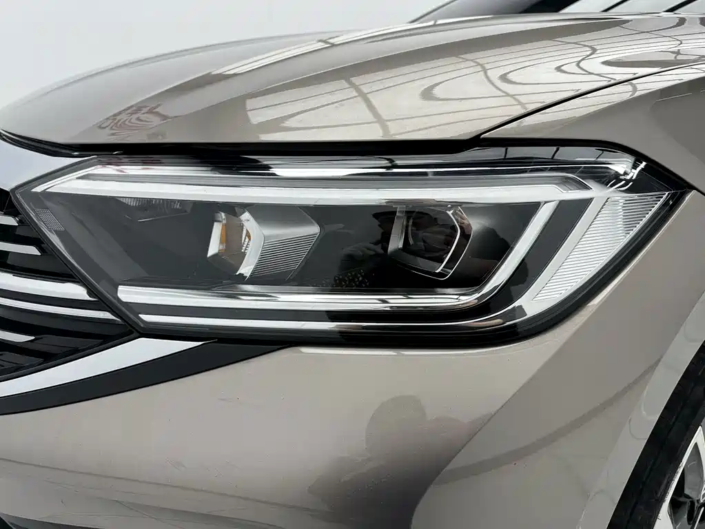 Volkswagen Sagitar — миниатюра 11