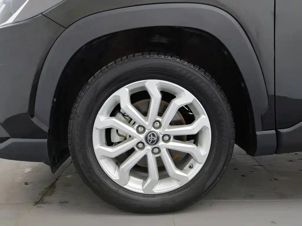 Toyota Frontlander — миниатюра 17