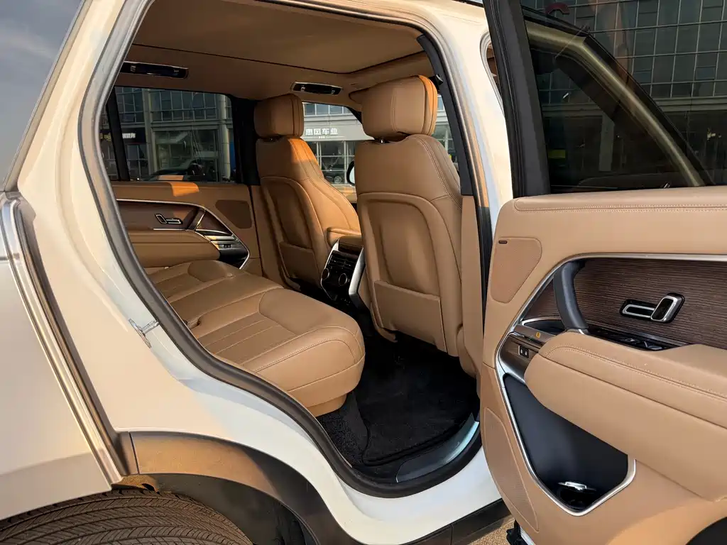 Land Rover Range Rover — миниатюра 15