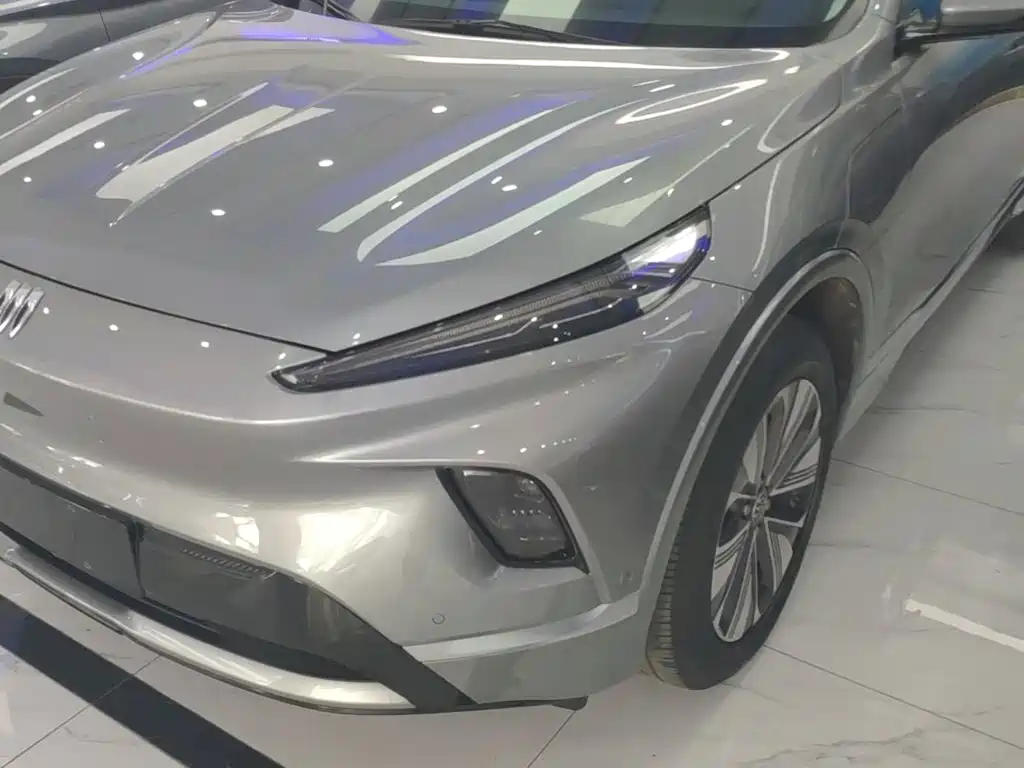 Buick E5 — миниатюра 24