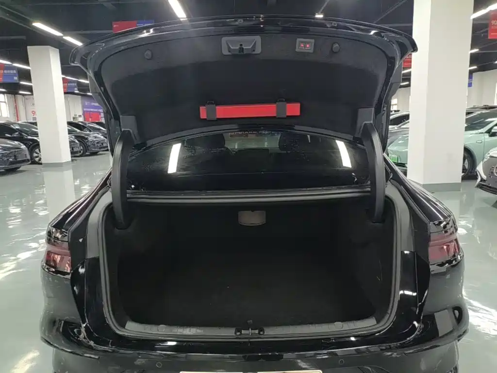BYD Han — миниатюра 19