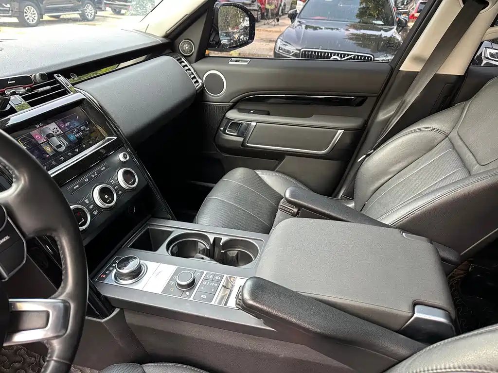 Land Rover Discovery — миниатюра 11