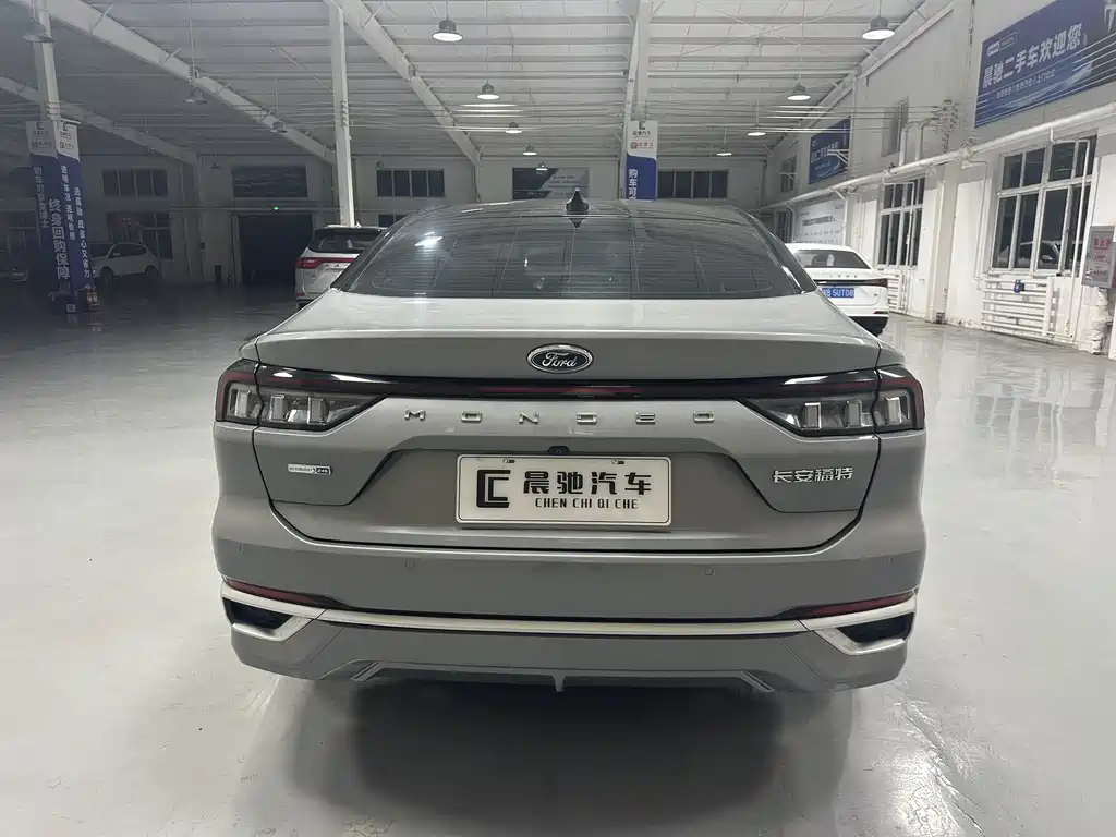 Ford Mondeo — миниатюра 5