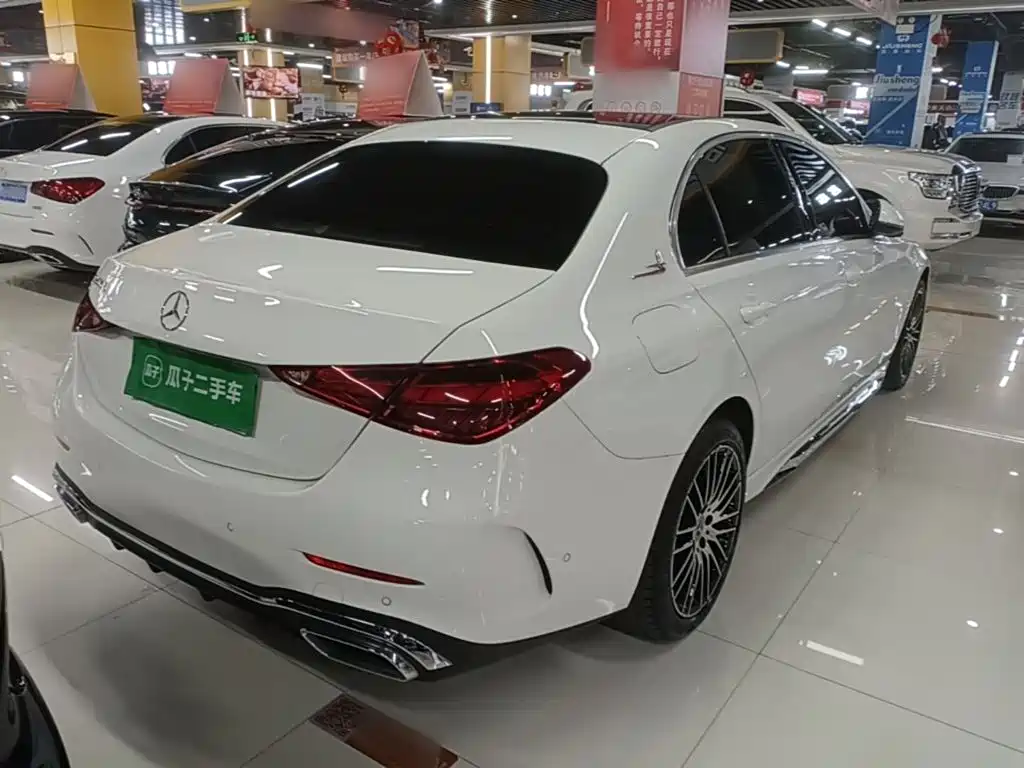 Mercedes-Benz C-Class — миниатюра 7