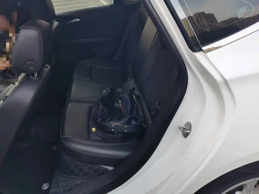 Buick Verano — миниатюра 18