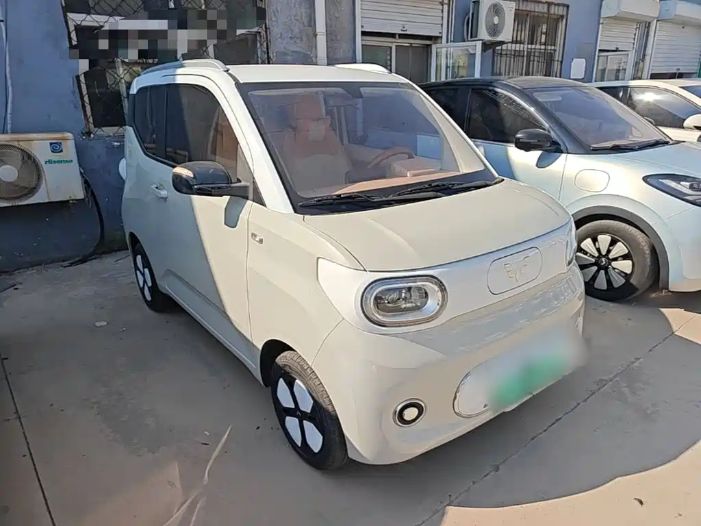 Wuling MINIEV — миниатюра 4