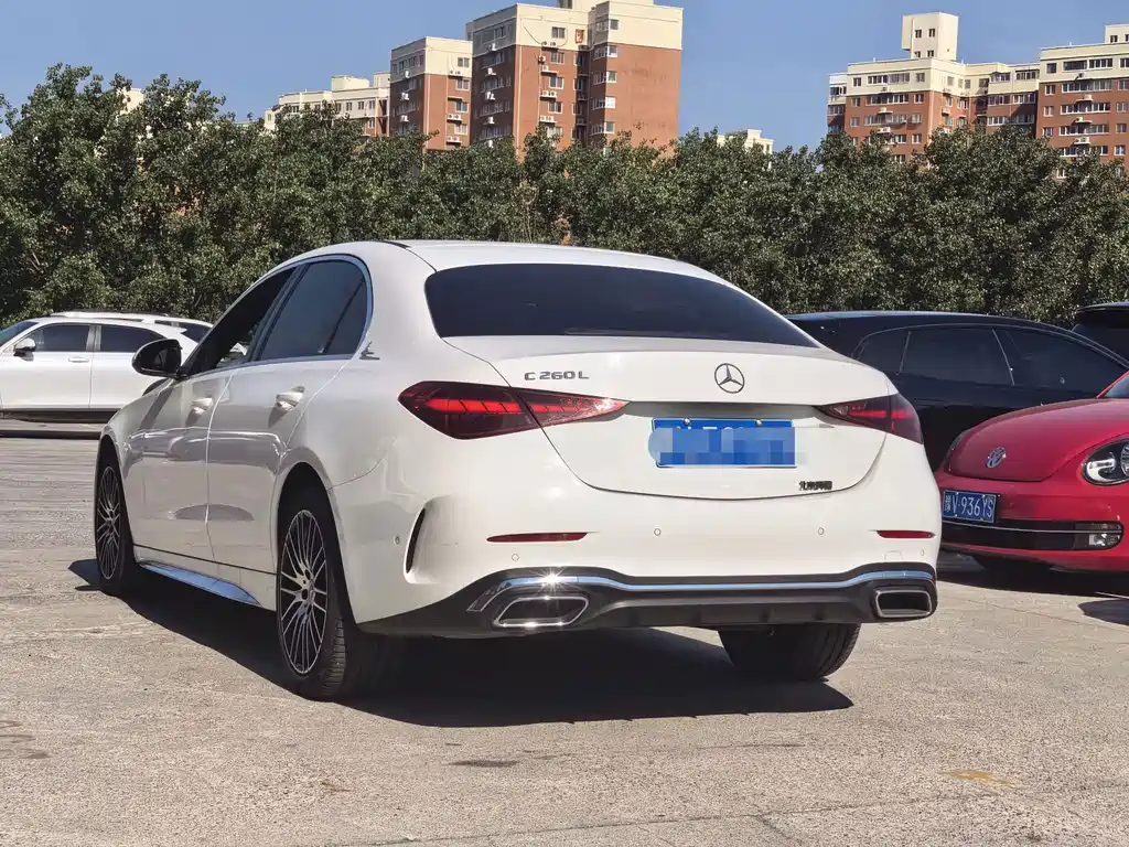 Mercedes-Benz C-Class — миниатюра 5