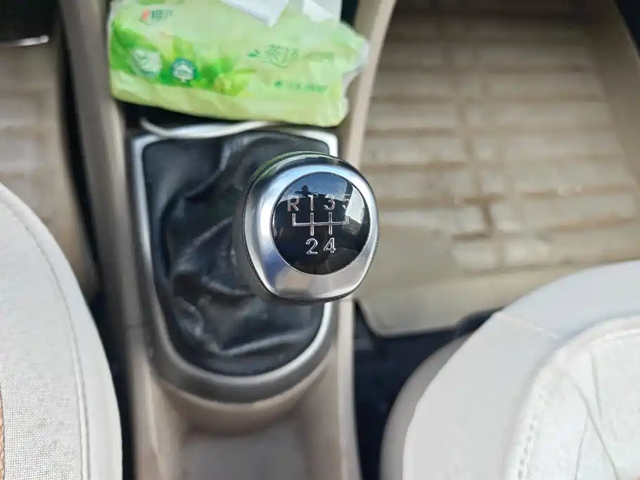 Hyundai Verna — миниатюра 16