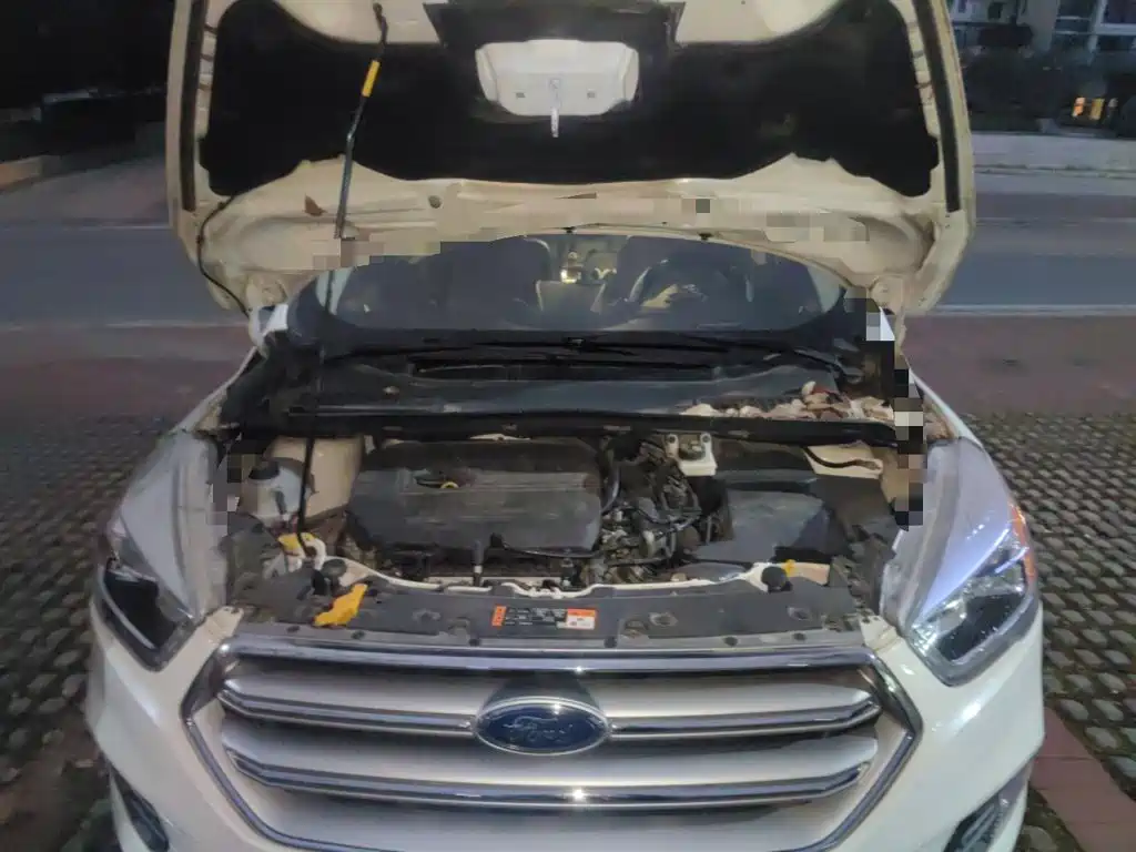 Ford Kuga — миниатюра 11