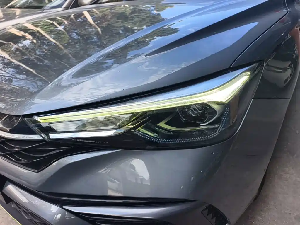 Roewe i5 — миниатюра 24