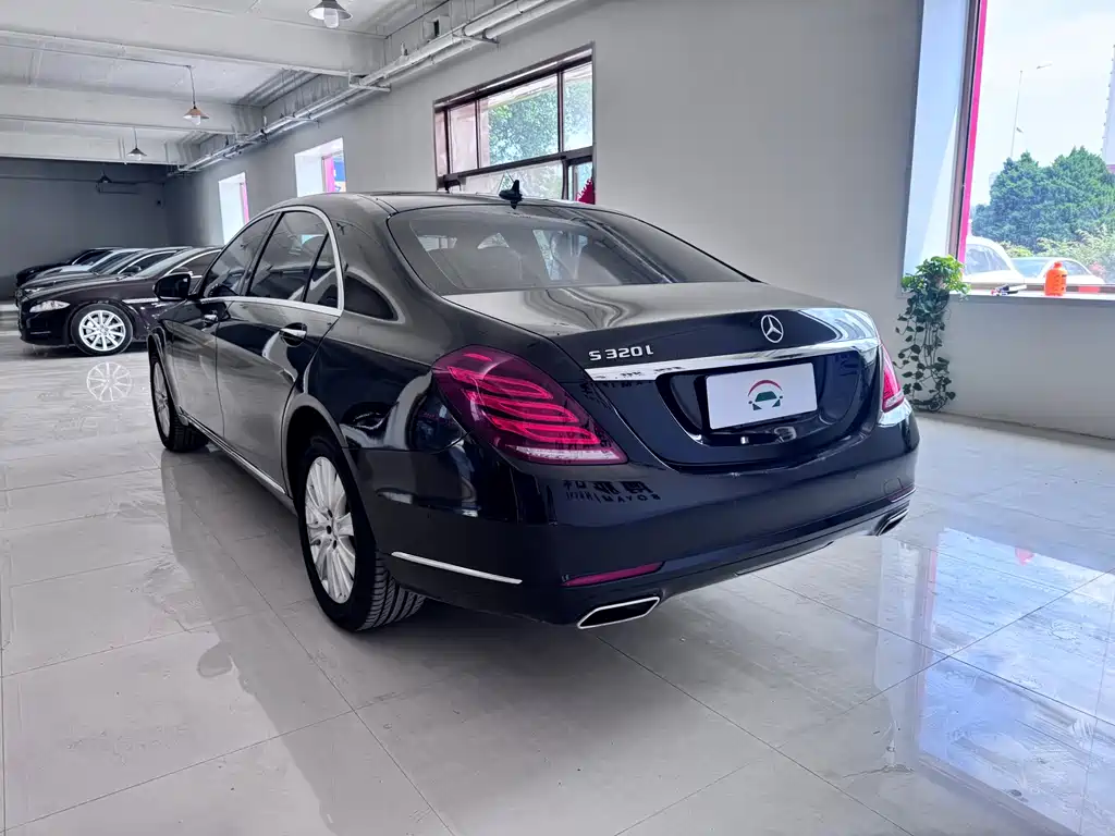 Mercedes-Benz S-Class — миниатюра 5