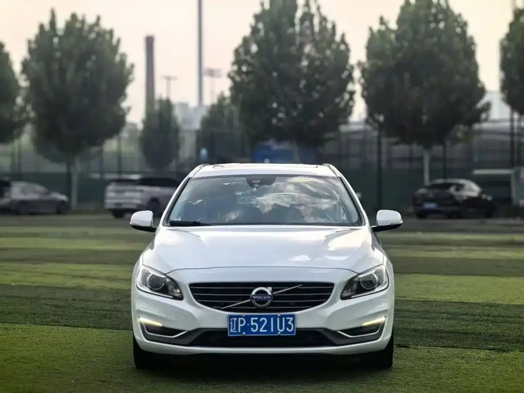 Volvo V60 — миниатюра 2