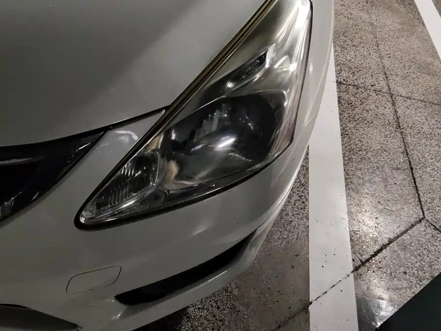 Nissan Tiida — миниатюра 5