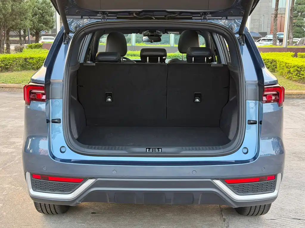 Ford Equator Sport — миниатюра 20