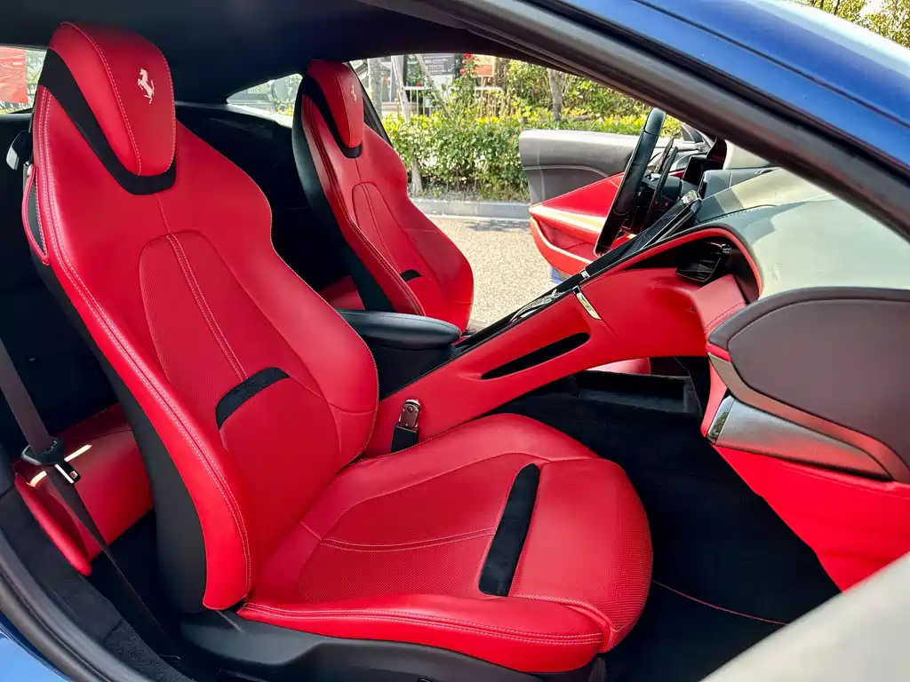 Ferrari Roma — миниатюра 9
