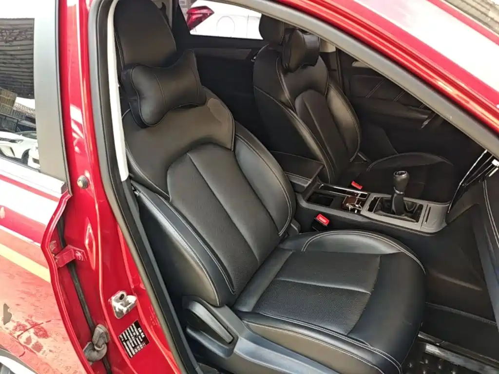 Roewe RX5 — миниатюра 25