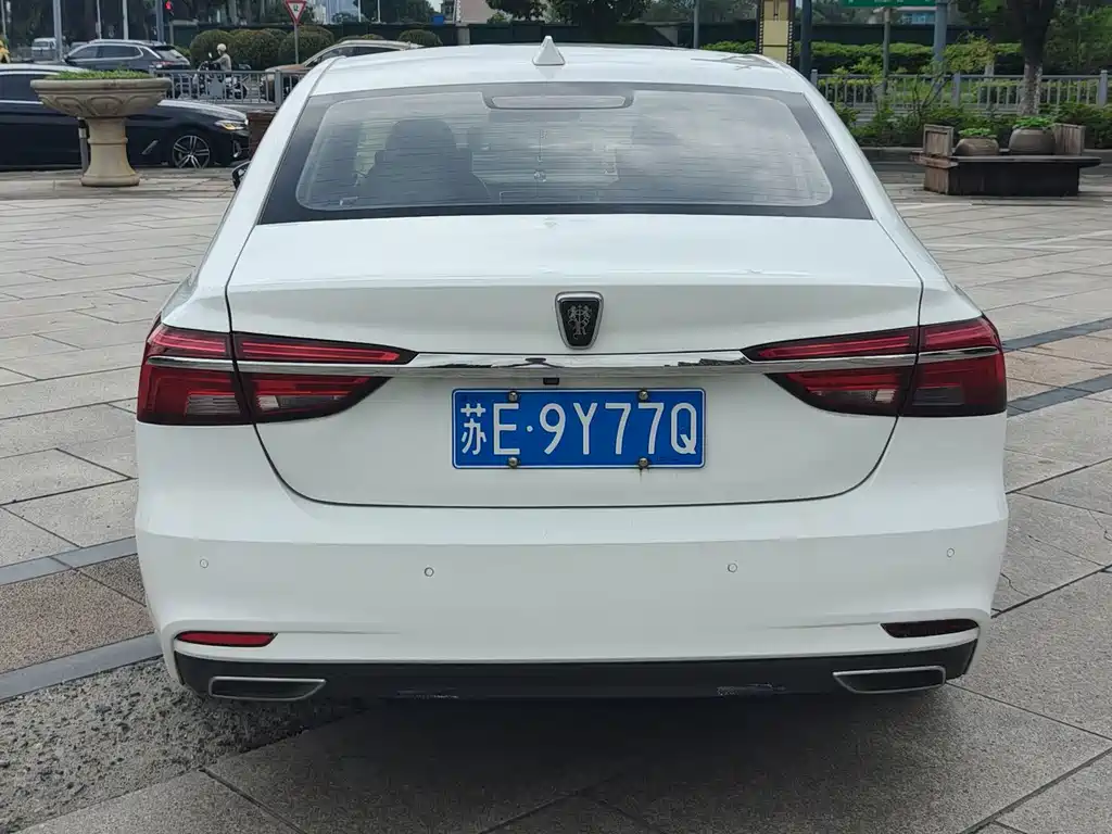 Roewe i6 Classic — миниатюра 5
