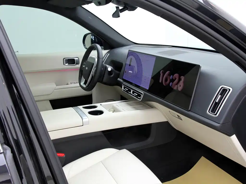 Li Auto Li L7 — миниатюра 14