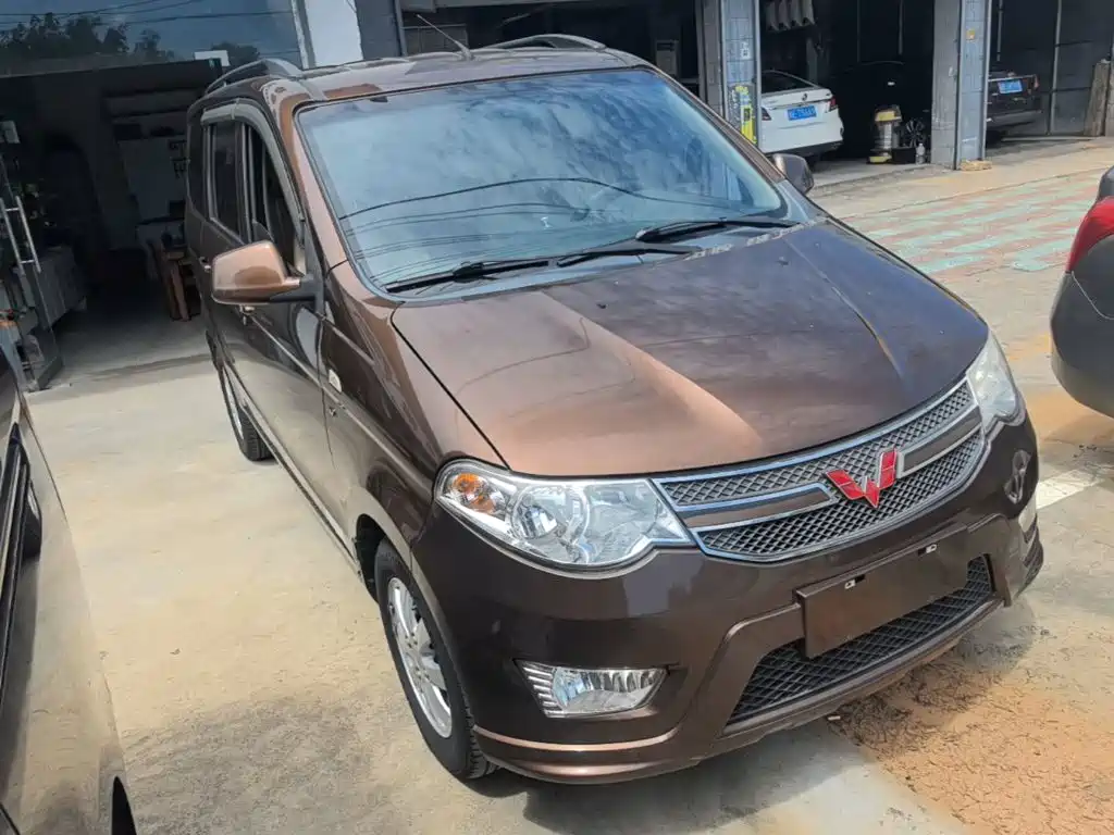 Wuling Hongguang — миниатюра 4