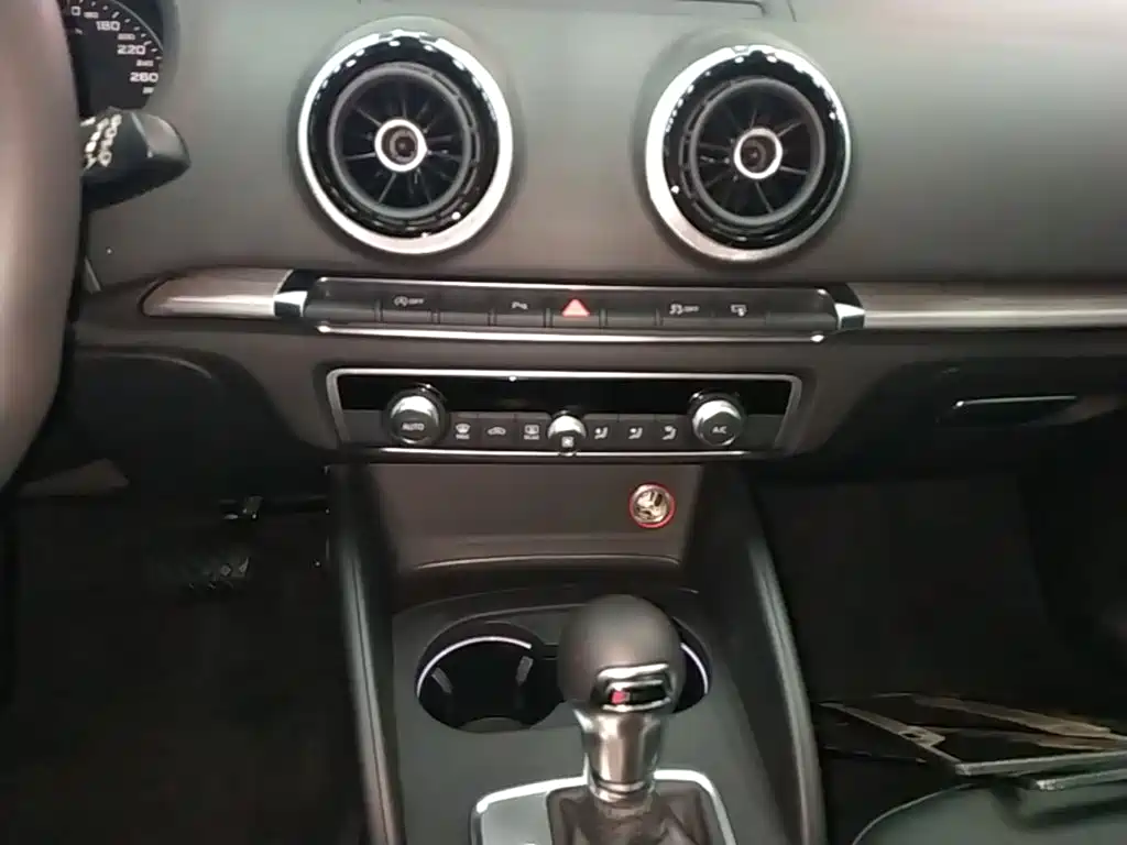 Audi A3 — миниатюра 13