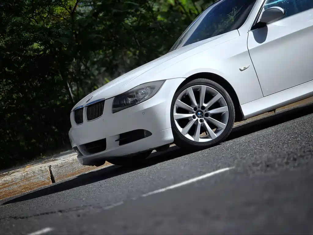 BMW 3 Series — миниатюра 6