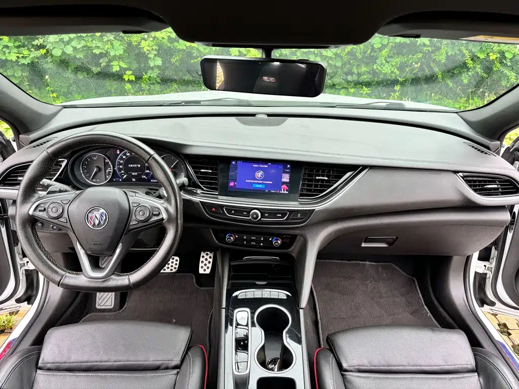 Buick Regal — миниатюра 7