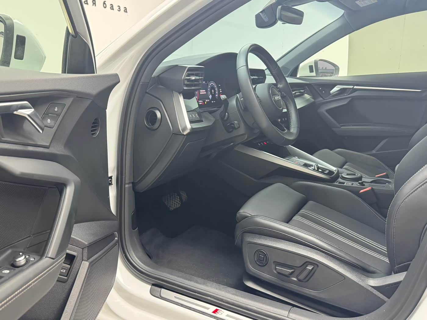 Audi A3 1.4 л 2022 г. Белый, пробег 21000 км