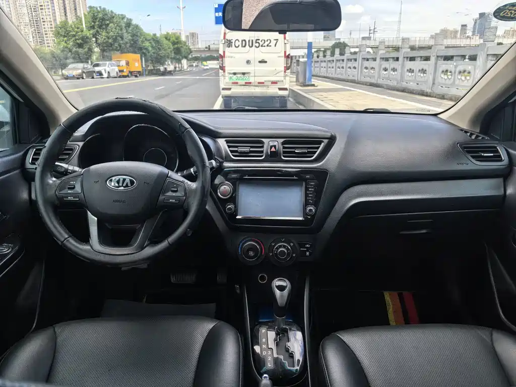Kia K2 — миниатюра 7