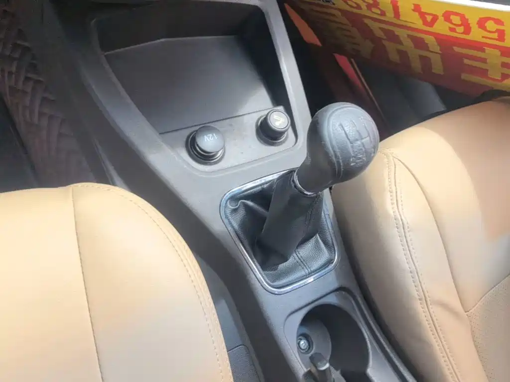 Wuling Hongguang — миниатюра 14