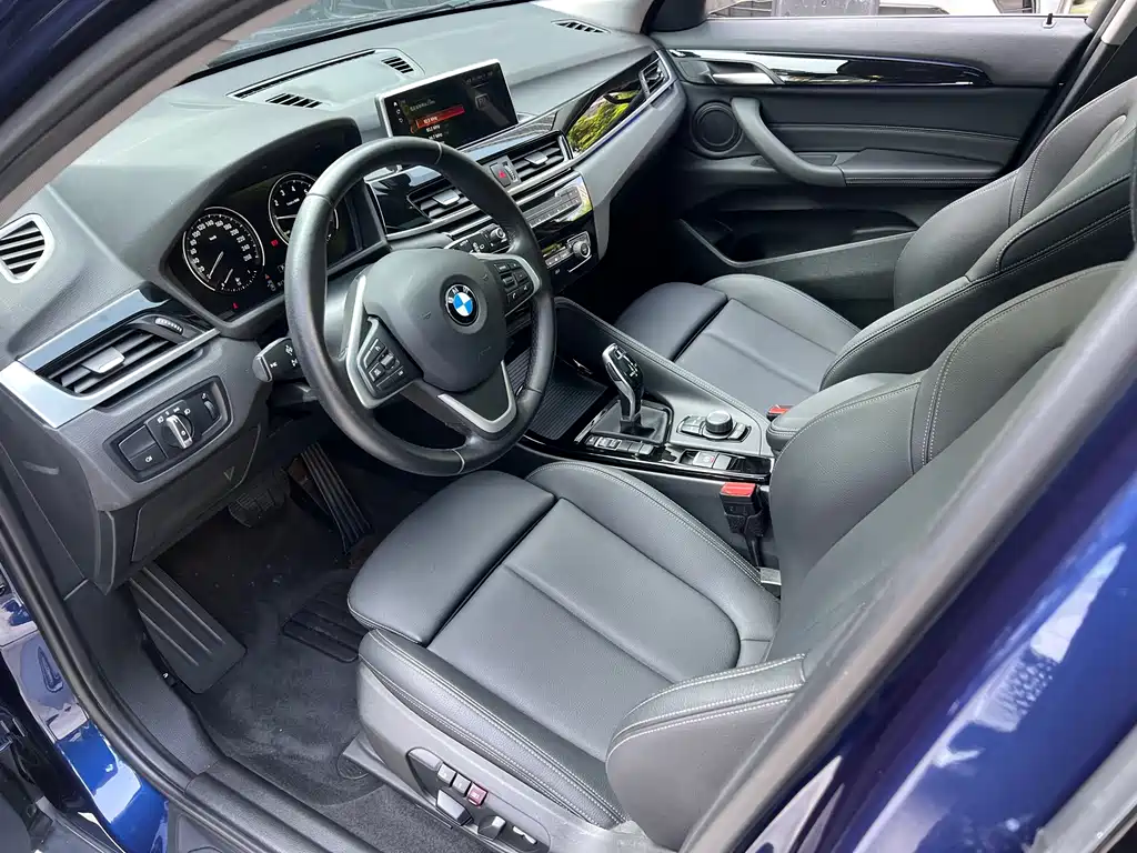 BMW X2 2020 sDrive20i M