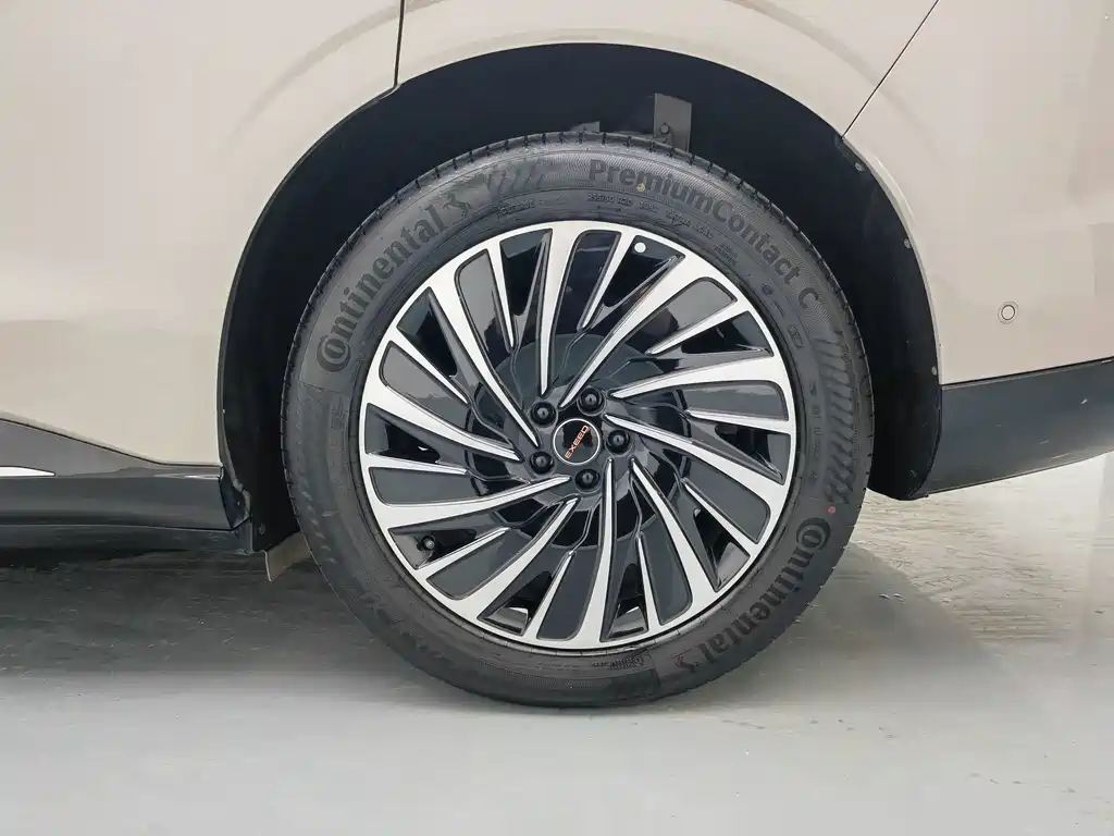 Exeed Xingjiyuan ET — миниатюра 17