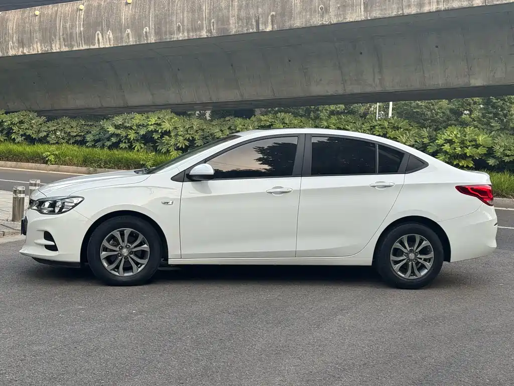 Chevrolet Cavalier 2018 320 AT
