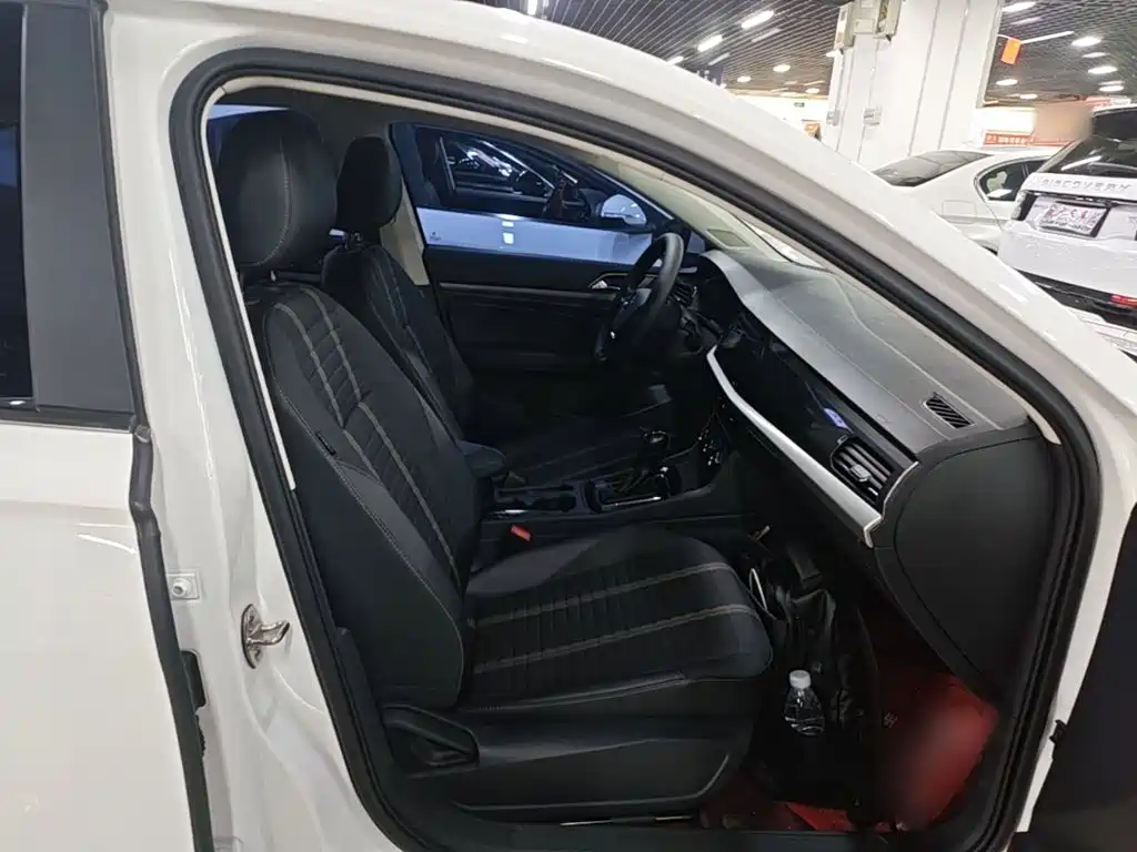 Volkswagen Lavida — миниатюра 25