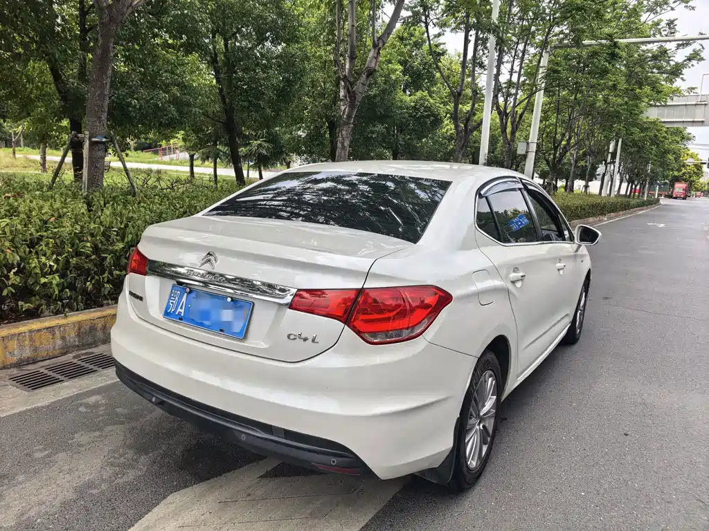 Citroen C4L — миниатюра 14