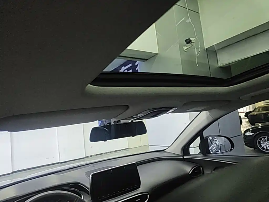 Hyundai Santa Fe — миниатюра 18