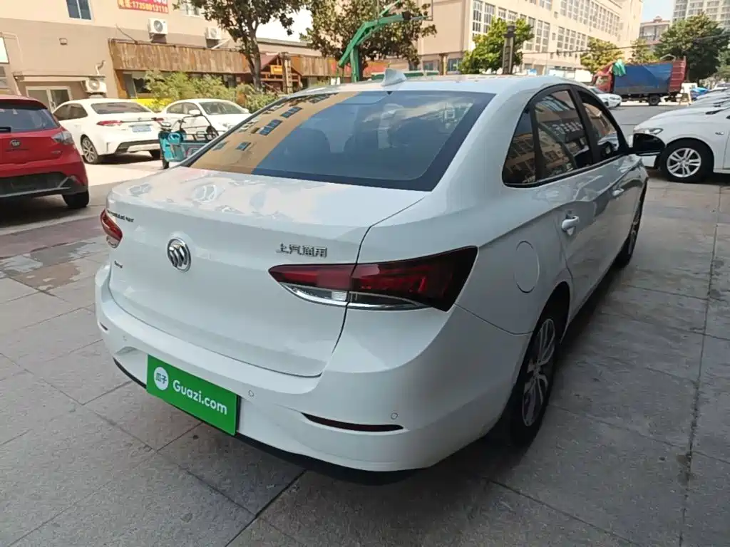 Buick Excelle — миниатюра 7