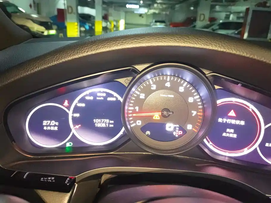 Porsche Cayenne — миниатюра 14