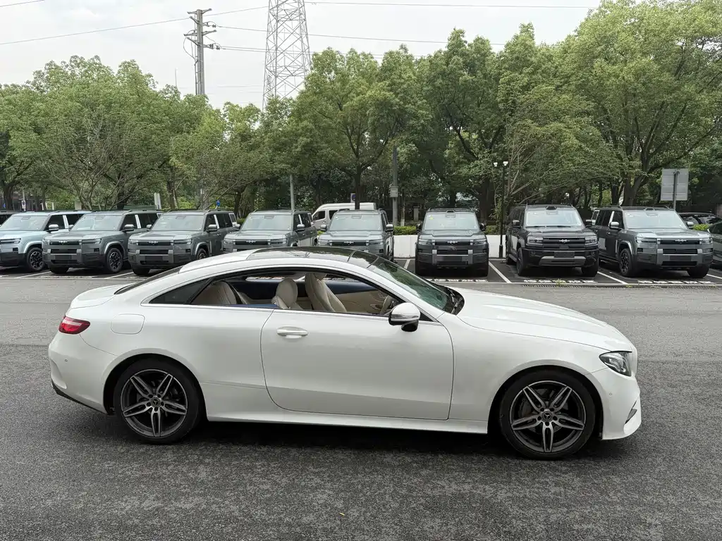 Mercedes-Benz E-Class E 2019 E 200 4MATIC