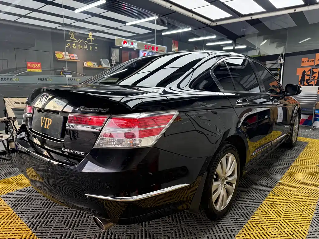 Honda Accord — миниатюра 6