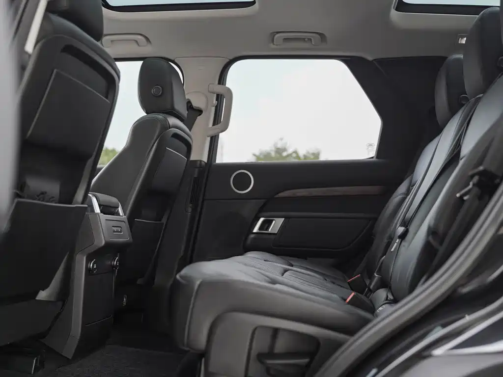 Land Rover Discovery — миниатюра 24
