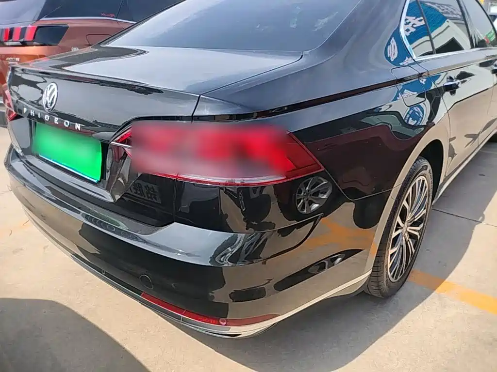 Volkswagen Phideon — миниатюра 8