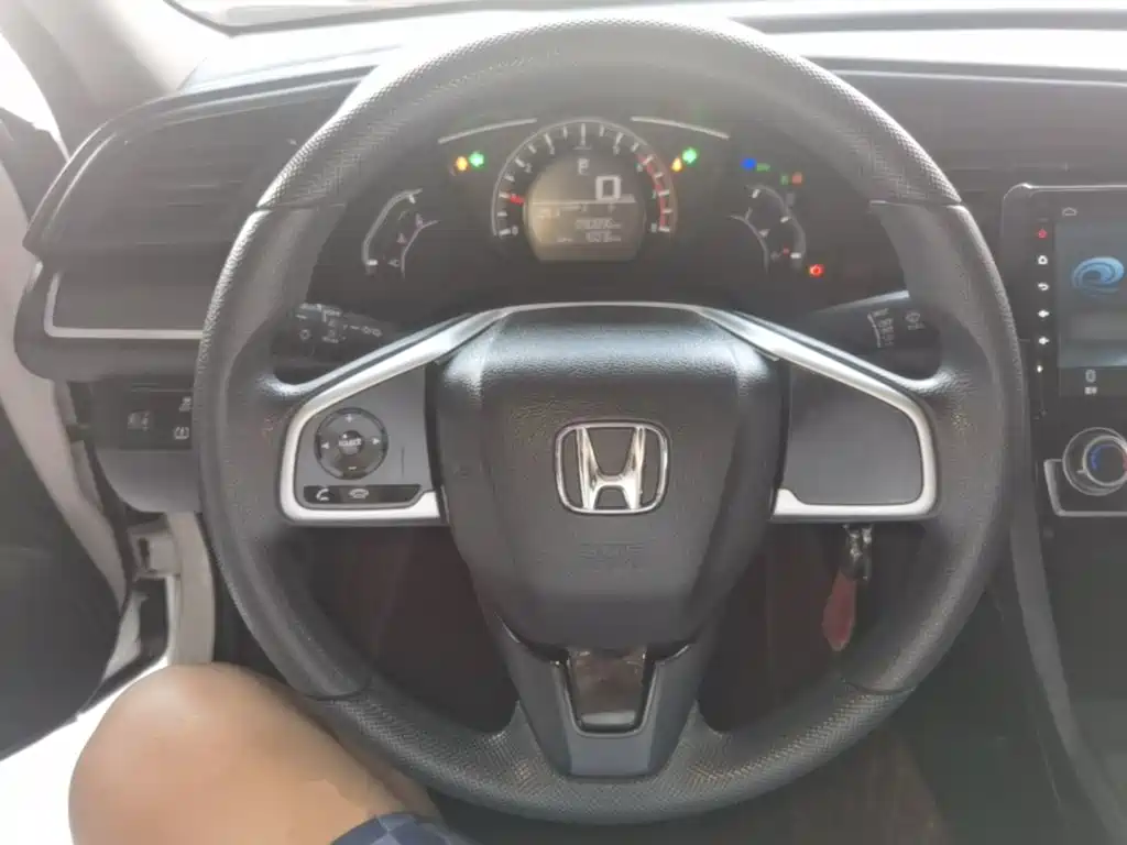 Honda Civic — миниатюра 11