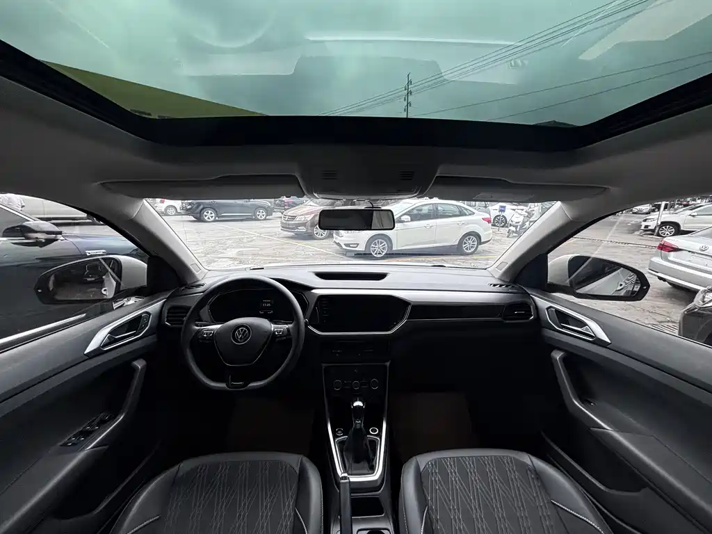 Volkswagen T-Cross 2021 280TSI DSG Comfort